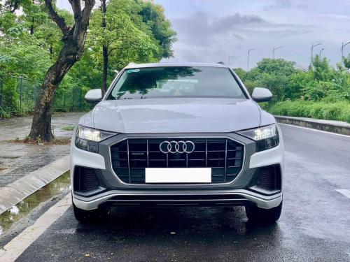 Bán xe Audi Q8