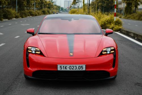 Bán xe Porsche Taycan