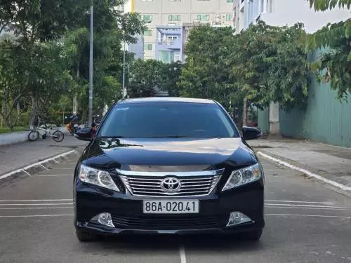 Bán xe Toyota Camry
