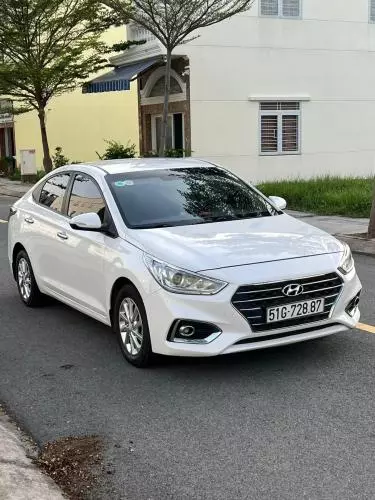 Bán xe Huyndai Accent 