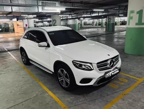 Bán xe Mercedes GLC200 