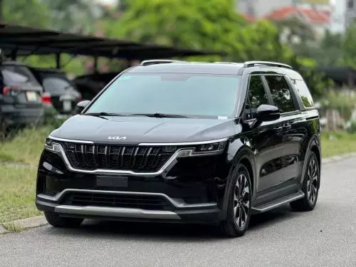 Bán xe Kia Carnival 