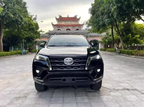 Bán xe Toyota Fortuner 