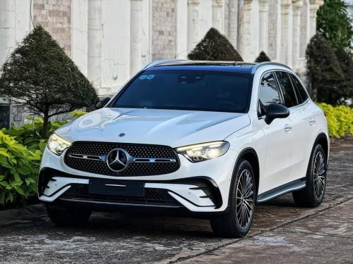 Bán xe Mercedes GLC300 