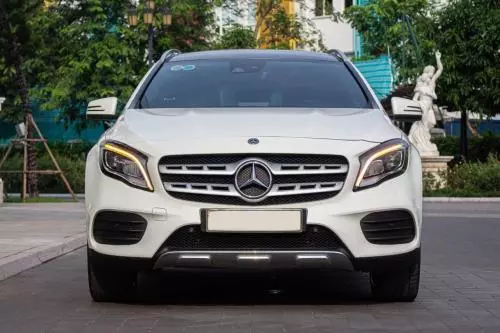 Bán xe Mercedes GLA250