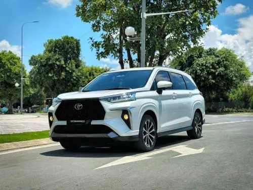 Bán xe Toyota Veloz 