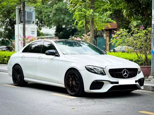 Bán xe Mercedes E300