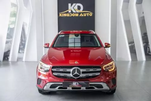 Bán xe Mercedes GLC300 