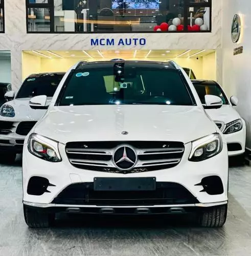 Bán xe Mercedes GLC300 
