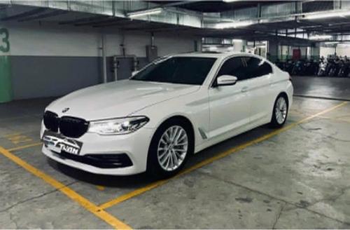 Bán xe BMW 530i