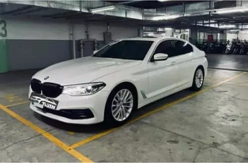 Bán xe BMW 530i
