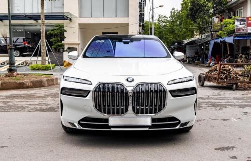Bán xe BMW 720i