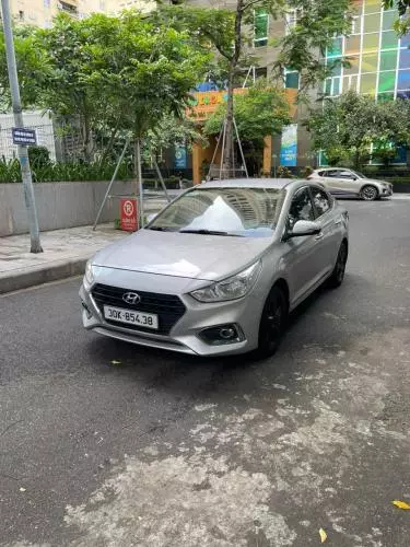 Bán xe Huyndai Accent 