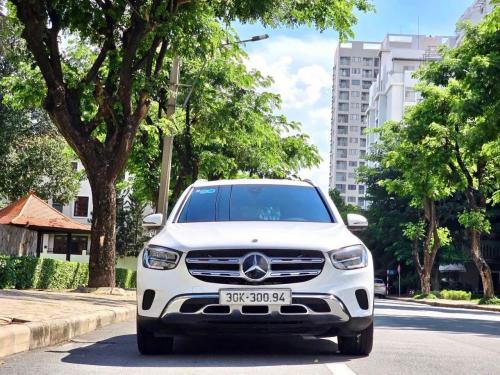 Bán xe Mercedes GLC300 