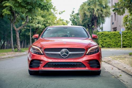 Bán xe Mercedes E180