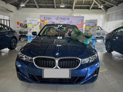 Bán xe BMW 320i
