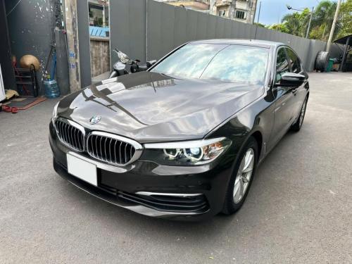 Bán xe BMW 520i