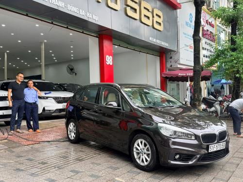 Bán BMW 218 Active 2015, màu nâu, chạy cực ít