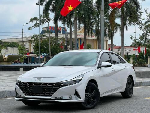 Bán xe Huyndai Elantra 