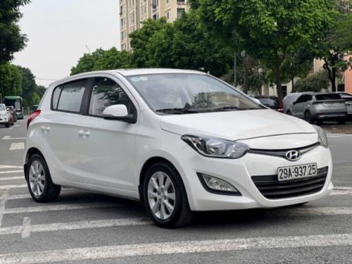 Bán xe Huyndai i20