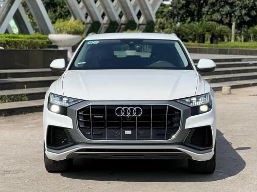Bán xe Audi Q8