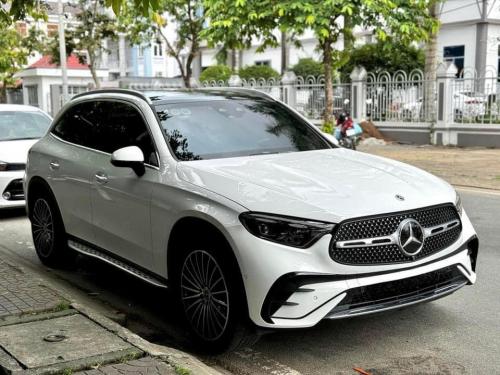 Bán xe Mercedes GLC300 