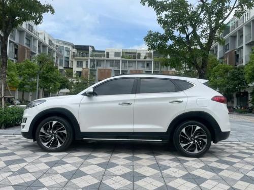 Bán xe Huyndai Tucson 