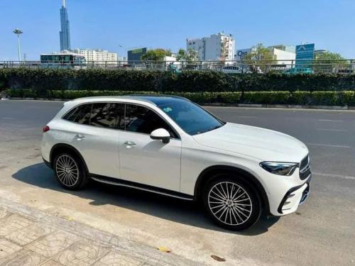 Bán xe Mercedes GLC300 