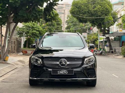 Bán xe Mercedes GLC300 