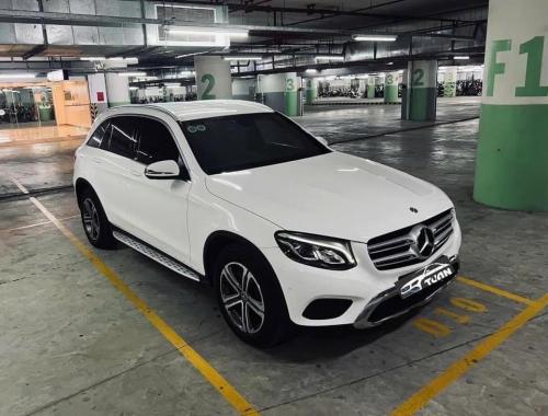 Bán xe Mercedes GLC300 