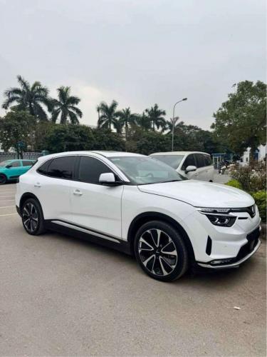 Vinfast VF8 Plus 2023