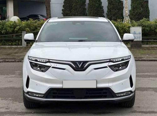 Vinfast VF8 Plus 2023