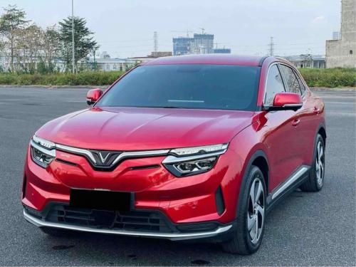 Vinfast VF8 S 2024