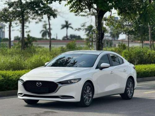Mazda 3 1.5 AT Luxury 2024