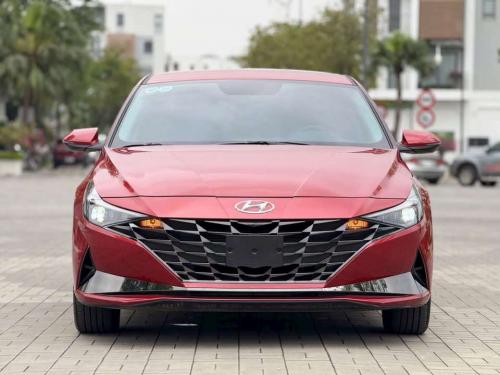 Bán xe Hyundai Elantra 2024