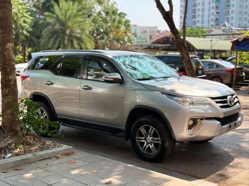 Bán xe Toyota Fortuner 2019