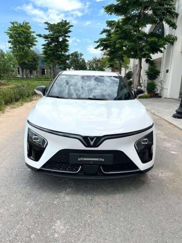 Bán xe Vinfast VF7 Eco 2026
