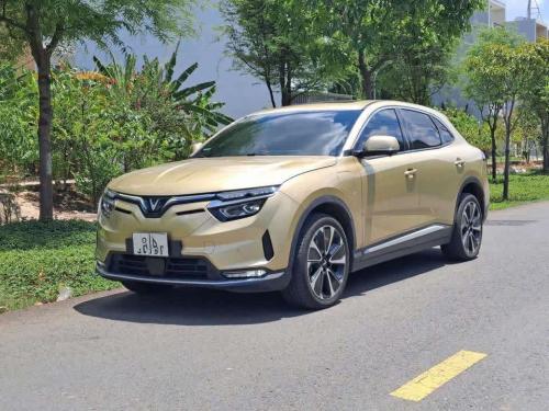 Bán xe Vinfast VF8 plus 2022