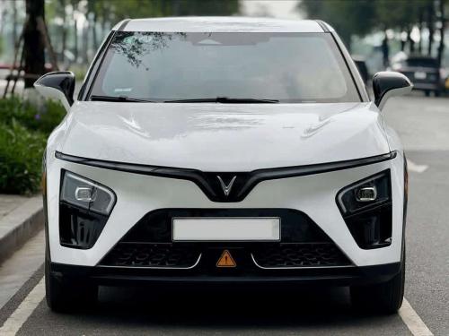 Bán xe Vinfast VF7 Eco 2024