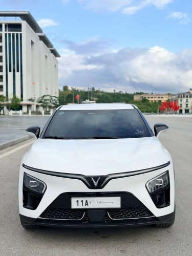Bán xe Vinfast VF7 plus 2026