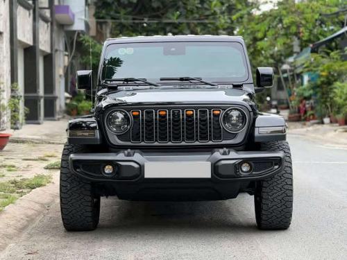Bán xe Jeep Wrangler 2023