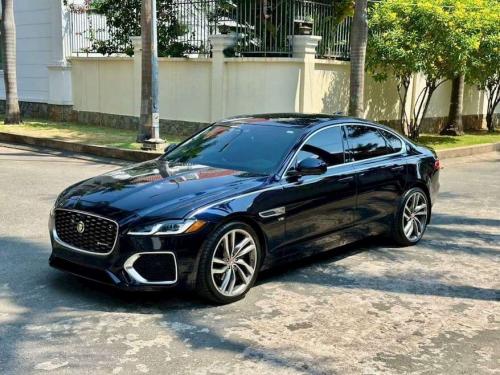 Jaguar XF 2.0 sản xuất 2017 nâng cấp thêm hơn 500triệu tiền đồ chơi