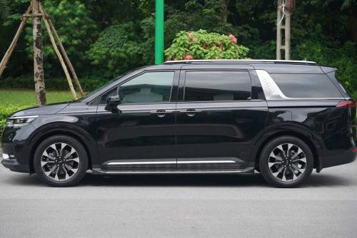 Kia canivall máy xăng 3.5 sản xuất 2022 mới chạy 5,5 vạn km