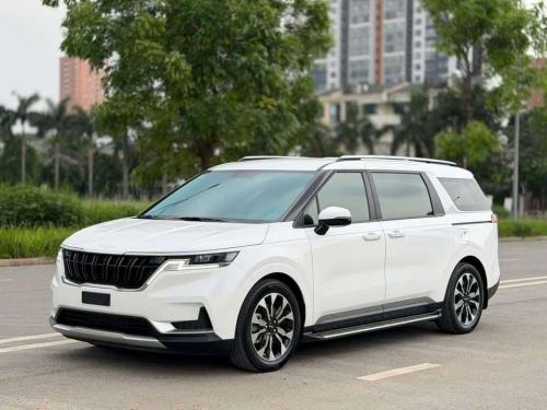 Kia Carnival Luxury 2.2D 2023 – 8 Chỗ – Màu Trắng