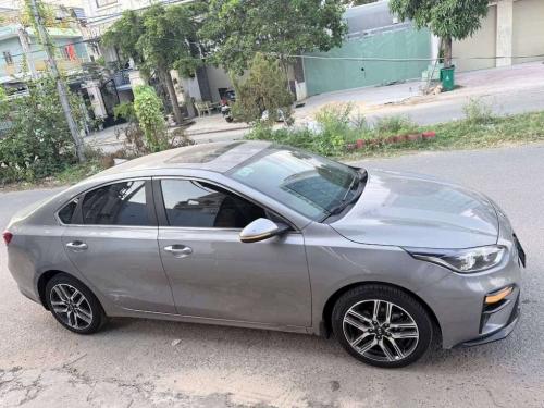 Kia Cerato 1.6AT Luxury màu xám đẹp đời 2021