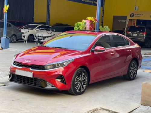 KIA K3 1.6 LUXURY – Sedan hạng C sang trọng