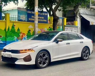 Kia K5 2.0Prenium sản xuất 2024 1 chủ