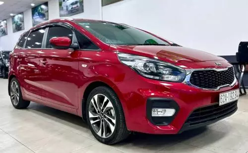 Bán Xe Kia Rondo 2020 