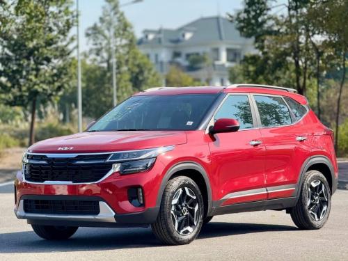 Kia Seltos sx2025 luxury lăn bánh 20 Kilomet