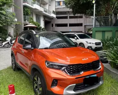 Kia Sonet Luxury 2021 Cam nóc đen 